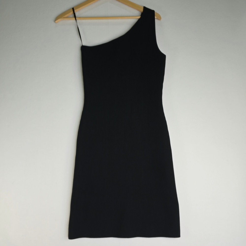 Sincerely Jules Black Ribbed One Shoulder Mini Dress Medium Sleeveless Bodycon